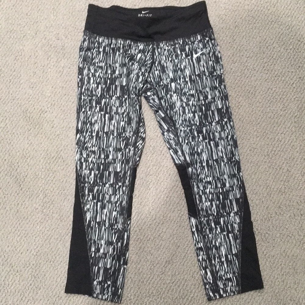 Nike leggings